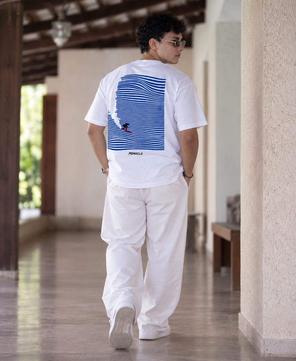 MONOCLO Essential White Tee