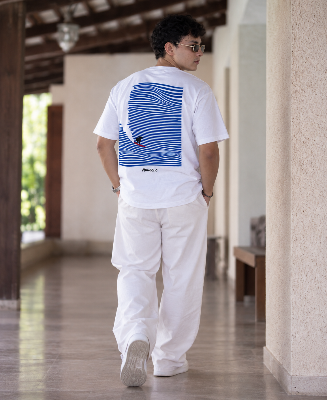 MONOCLO Essential White Tee