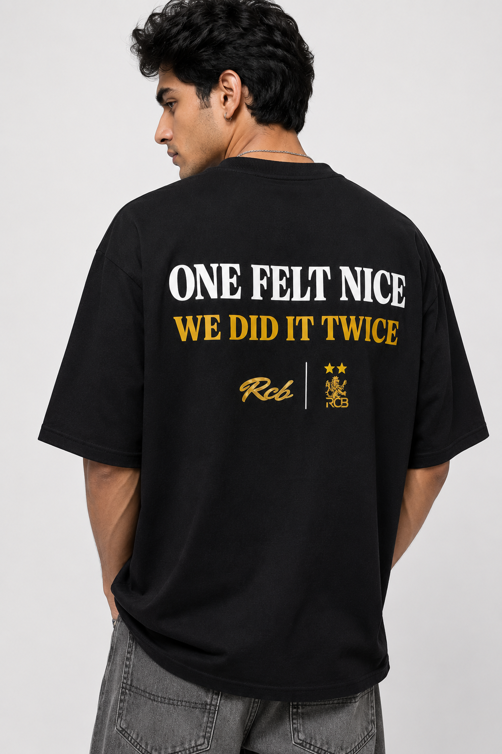Champion Heritage Oversized T-Shirt – Black Edition