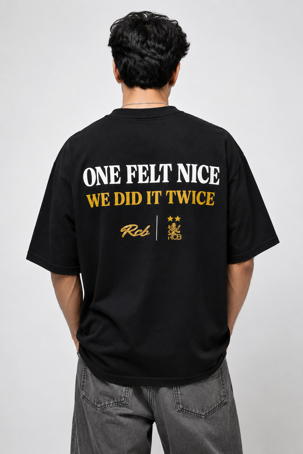 Champion Heritage Oversized T-Shirt – Black Edition